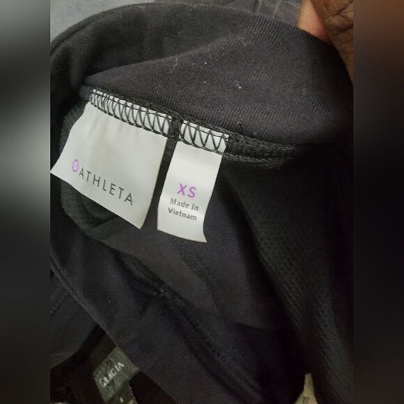 Athleta   - Picture 8 of 12